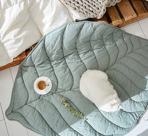 JOLIE Leaf Shaped Soft Rug